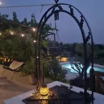 Lastavica House With Heated Pool Holiday home Zarovic