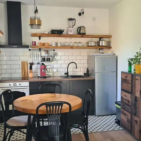 Lastavica House With Heated Pool *