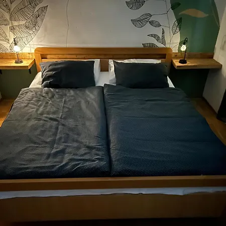 Lastavica House With Heated Pool Дом отдыха